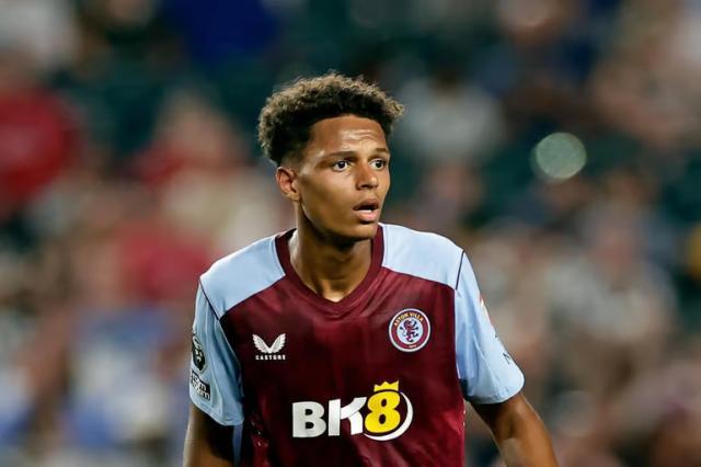 开云体育下载-平账当先补强次之，英超财务公平缔造平庸引援盛夏